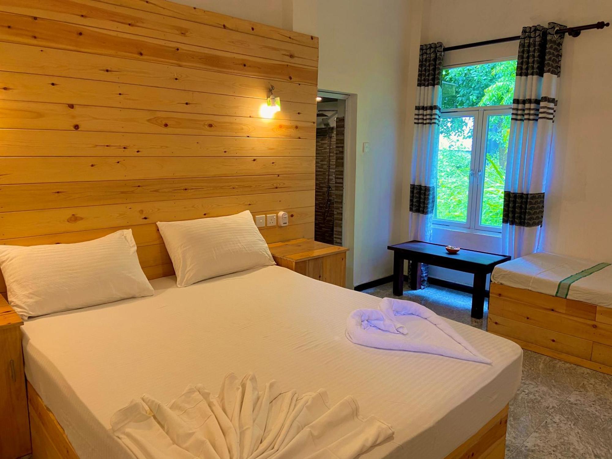 Rekawa Turtle Gate Hotel Tangalle Exterior foto